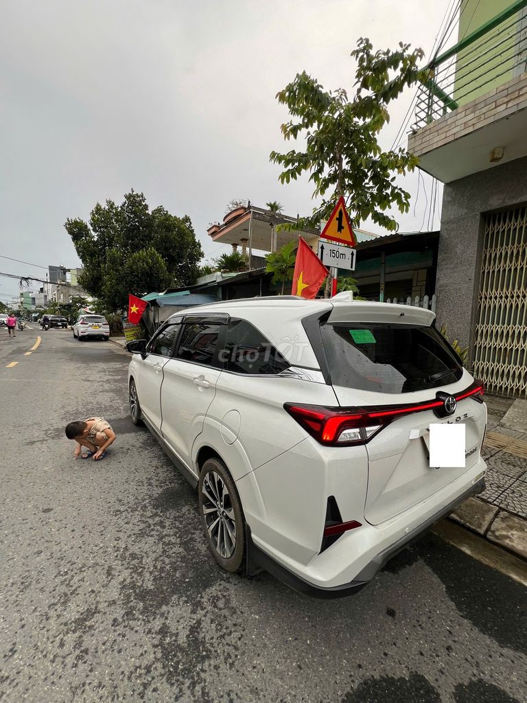 Toyota Veloz Top 2024, Biển trắng - Odo >3vạn km. Mua bán Ô tô tại Quận Liên Chiểu Đà Nẵng được đăng bởi Anh Khoa hình 2