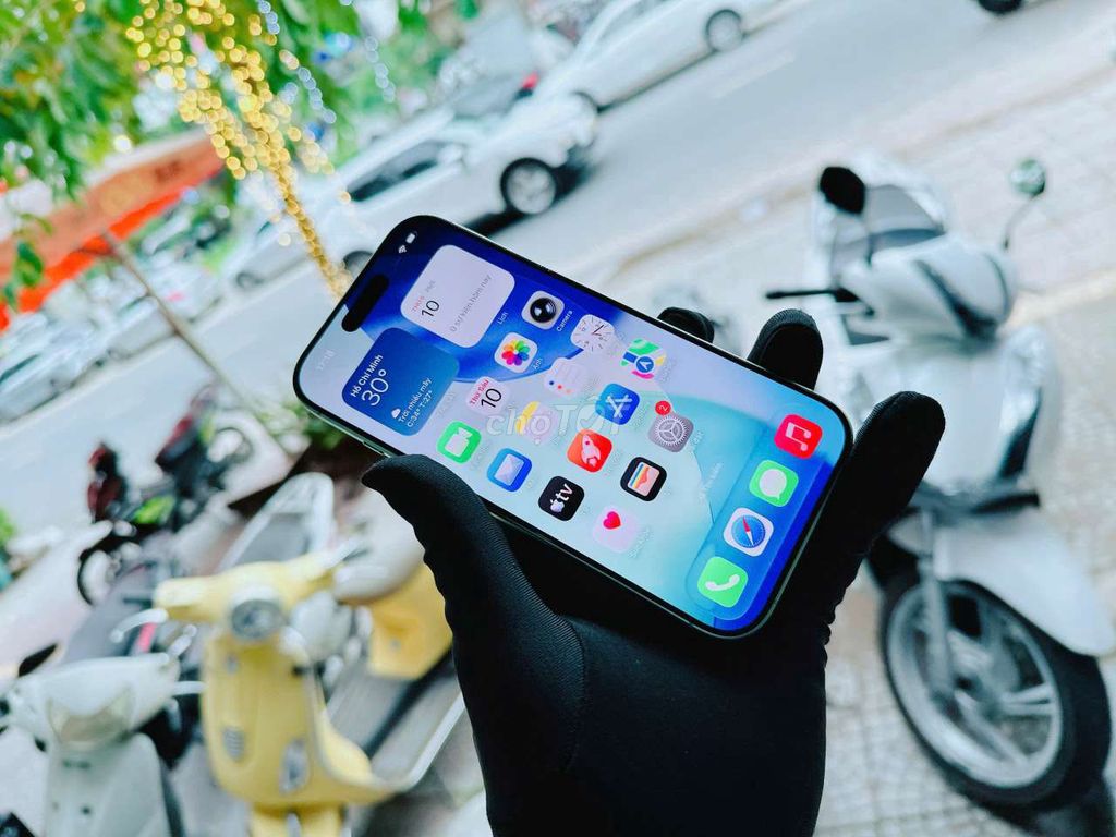 iPhone 17 256G Xanh lá Quốc tế Likenew sạc 22Lần. Mua bán Điện thoại tại Quận Hải Châu Đà Nẵng được đăng bởi Hoàng Anh Tuấn hình 1