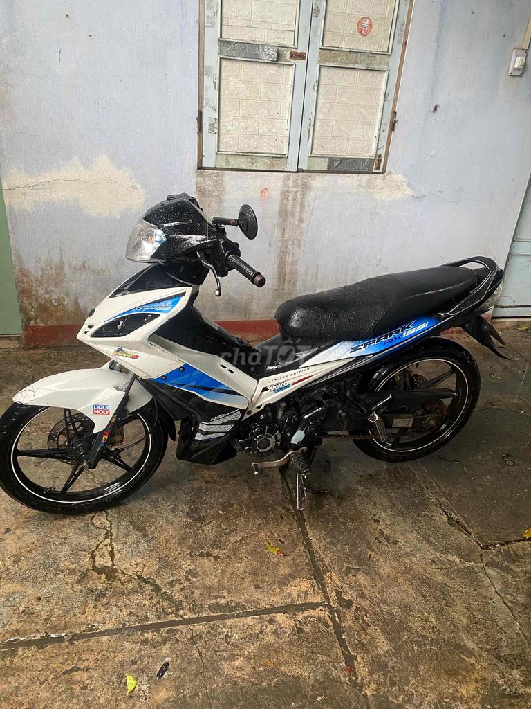 Yamaha Exciter 2013 белый синий черный