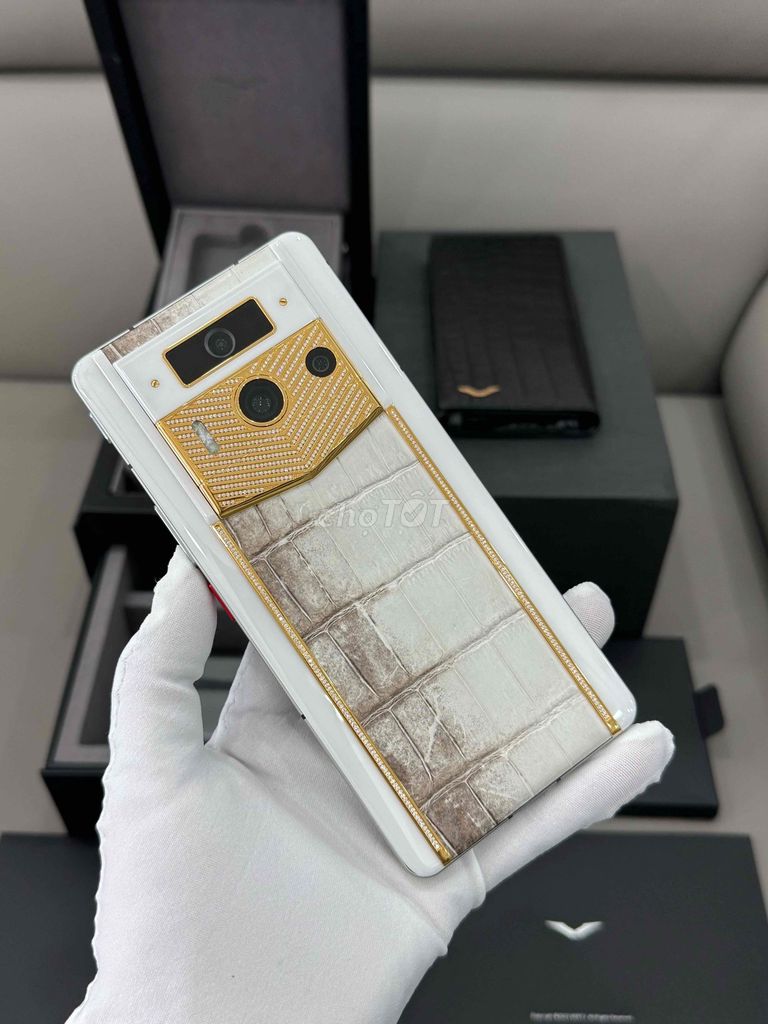Vertu Meta2 White Gold Daimond Alligator Hinalaya. Mua bán Điện thoại tại Thành phố Thủ Đức Tp Hồ Chí Minh được đăng bởi Trung Vertu hình 1