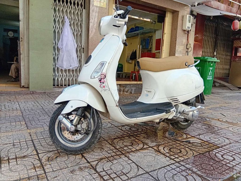 Cần bán xe vespa lx 125 zin đẹp. Mua bán Xe máy tại Quận 3 Tp Hồ Chí Minh được đăng bởi Nguyễn văn sùng hình 2