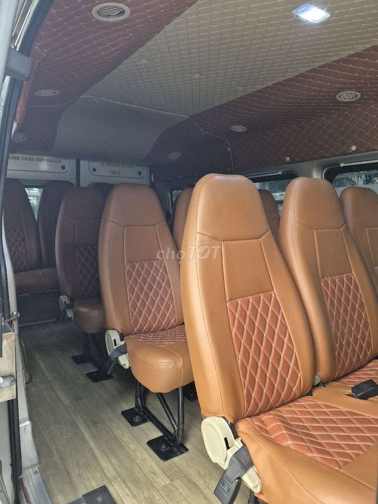 Xe khách Ford Transit 16 chỗ Bạc. Mua bán Phương tiện khác tại Quận Long Biên Hà Nội được đăng bởi Ngô hùng hình 8