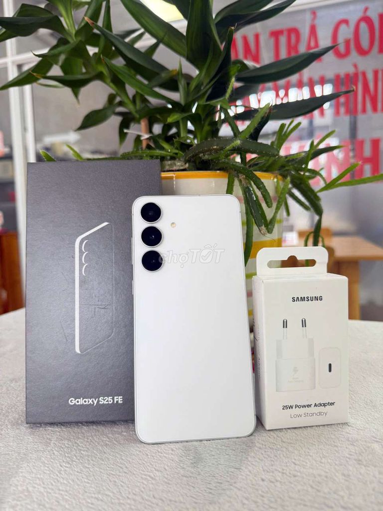 Samsung Galaxy S25 FE 256GB Trắng CÒN BH HÃNG. Mua bán Điện thoại tại Quận Ninh Kiều Cần Thơ được đăng bởi Di Động Cần Thơ hình 1