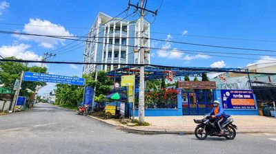 Plot of land 172 m² · Đường Lê Văn Lương