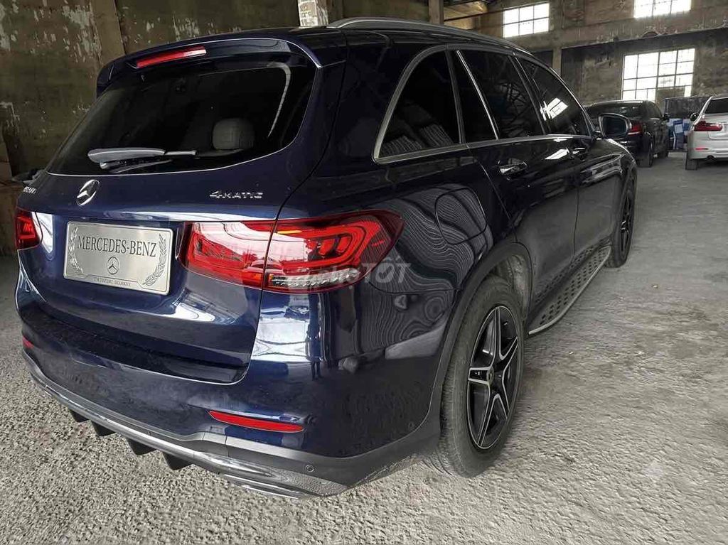 Mercedes-Benz GLC 300 4MATIC 2020 Синий 19.999км