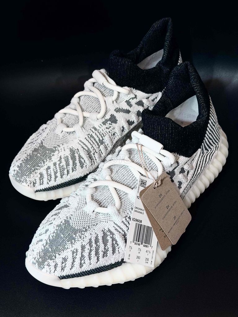Giày thể thao Adidas Yeezy Boost 350 V2. Mua bán Giày dép tại Thành phố Sóc Trăng Sóc Trăng được đăng bởi Phú Nguyễn hình 1