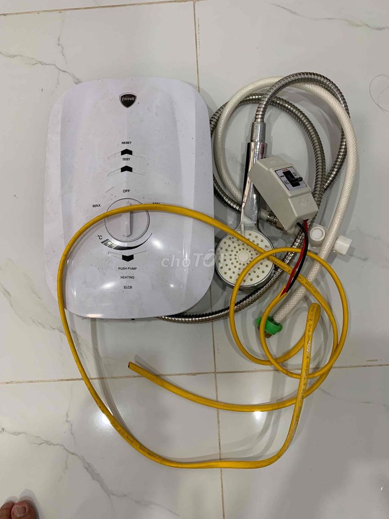 Máy nước nóng lạnh Ferroli Trắng đã sử dụng. Mua bán Thiết bị vệ sinh, nhà tắm tại Thành phố Buôn Ma Thuột Đắk Lắk được đăng bởi Mr Hùng hình 1