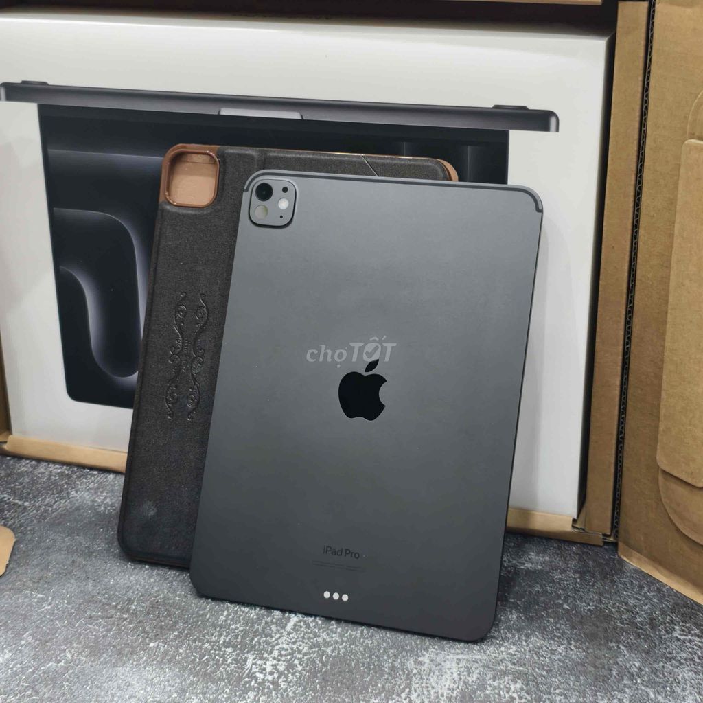 Apple iPad Pro 11 M4 256 Wifi Đen Like new pin 100. Mua bán Máy tính bảng tại Quận Hà Đông Hà Nội được đăng bởi Trần Việt Phương hình 1