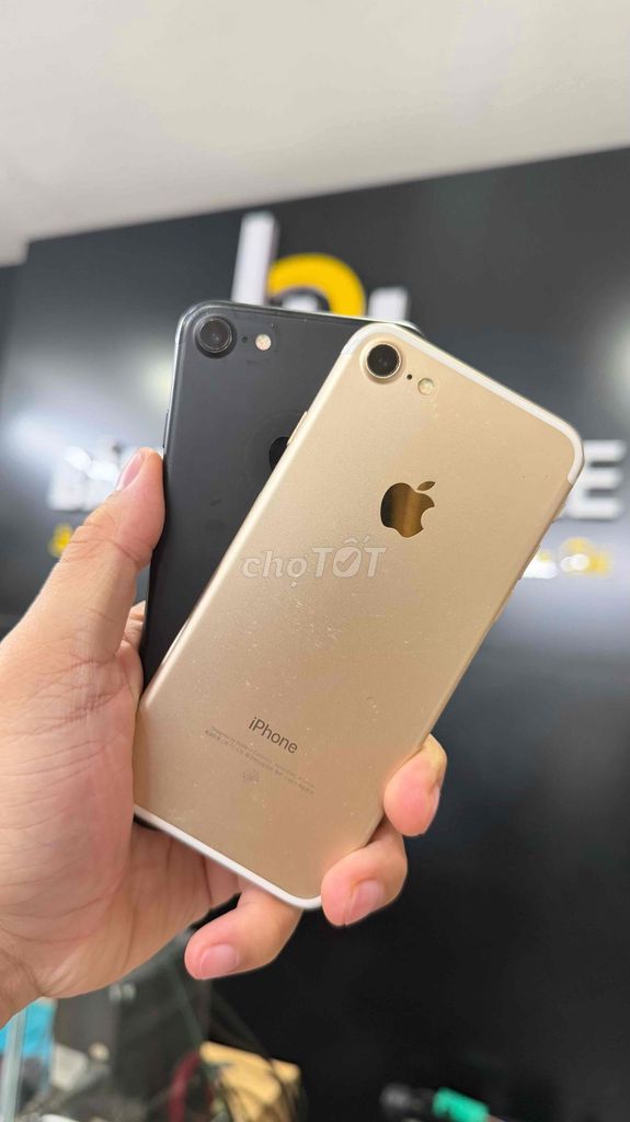 iPhone 7G 128GB Đen, Vàng - Pin 100%. Mua bán Điện thoại tại Quận Bình Thạnh Tp Hồ Chí Minh được đăng bởi Phan Việt hình 1
