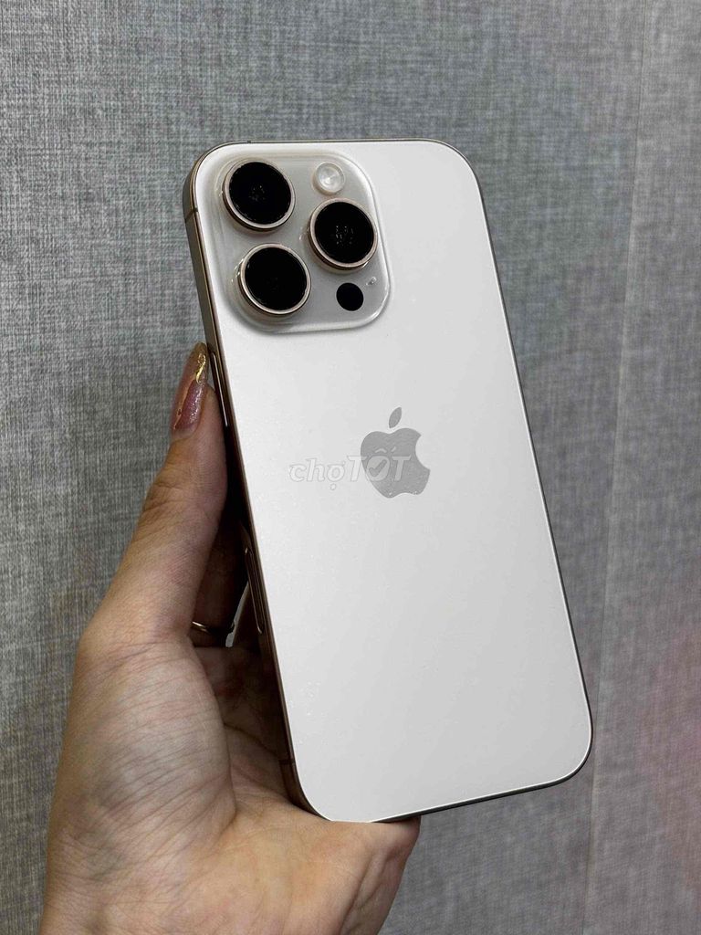 16 Pro 256GB VN Pin 89 Zin ốc áp 98%  Imei 8383839. Mua bán Điện thoại tại Quận Ninh Kiều Cần Thơ được đăng bởi Quý Mobile Cần thơ hình 1