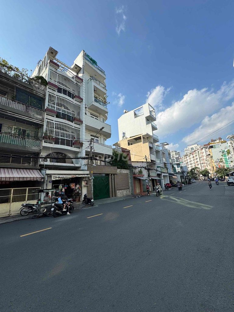 Аренда · 8 комн. · 60 м² · Quận 11, ул. Đường Tuệ Tĩnh