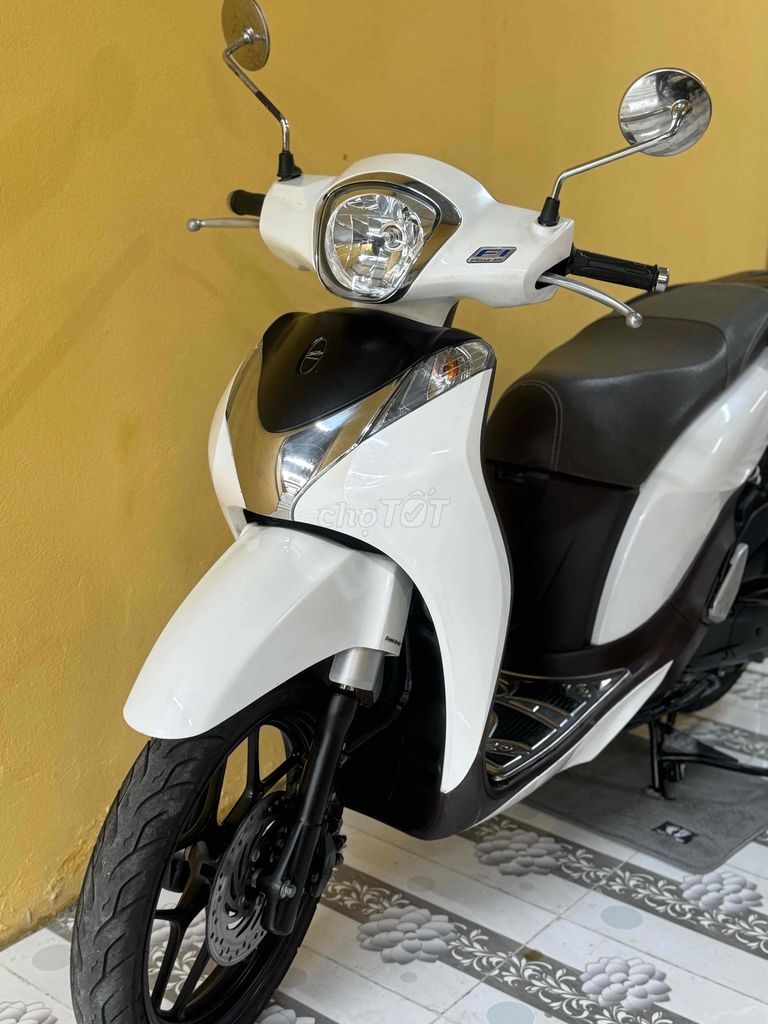 SH moden trắng đen siêu đẹp máy rin em ru. Mua bán Xe máy tại Quận Sơn Trà Đà Nẵng được đăng bởi Minh Dũng bán trả góp 136 vân đồn  hình 3