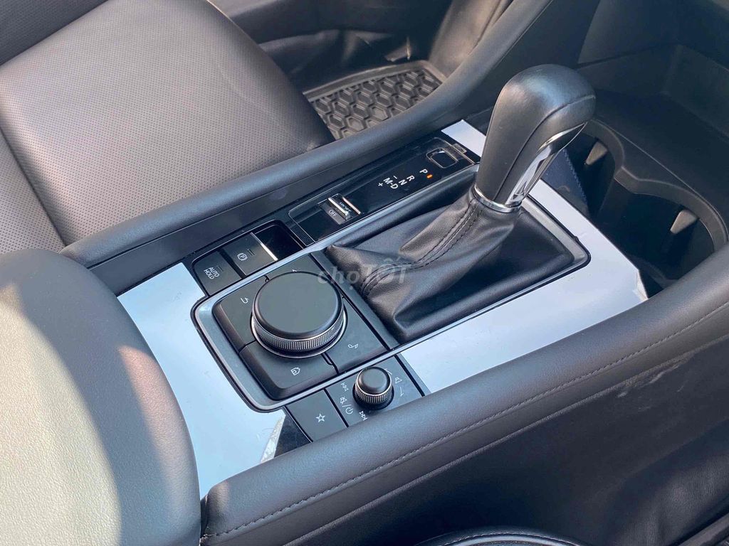 Mazda 3 2020 1.5L Luxury - 70000 km. Mua bán Ô tô tại Quận Long Biên Hà Nội được đăng bởi Bùi Đình Thông hình 13