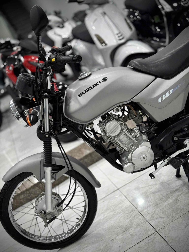 Suzuki GD 2018 Bạc Côn tay. Mua bán Xe máy tại Thị xã Phú Mỹ Bà Rịa - Vũng Tàu được đăng bởi Cửa Hàng Xe Máy Phú Mỹ hình 10