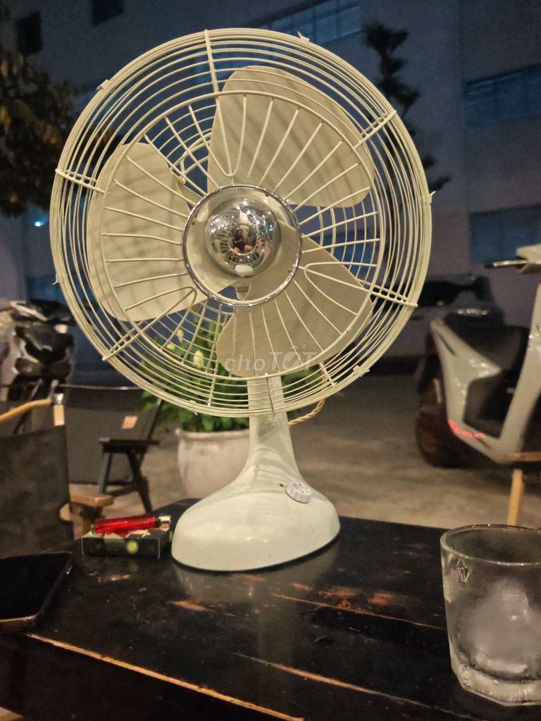 Quạt bàn Nation 30cm Trắng Gang sắt. Mua bán Quạt tại Huyện An Dương Hải Phòng được đăng bởi chien hình 1