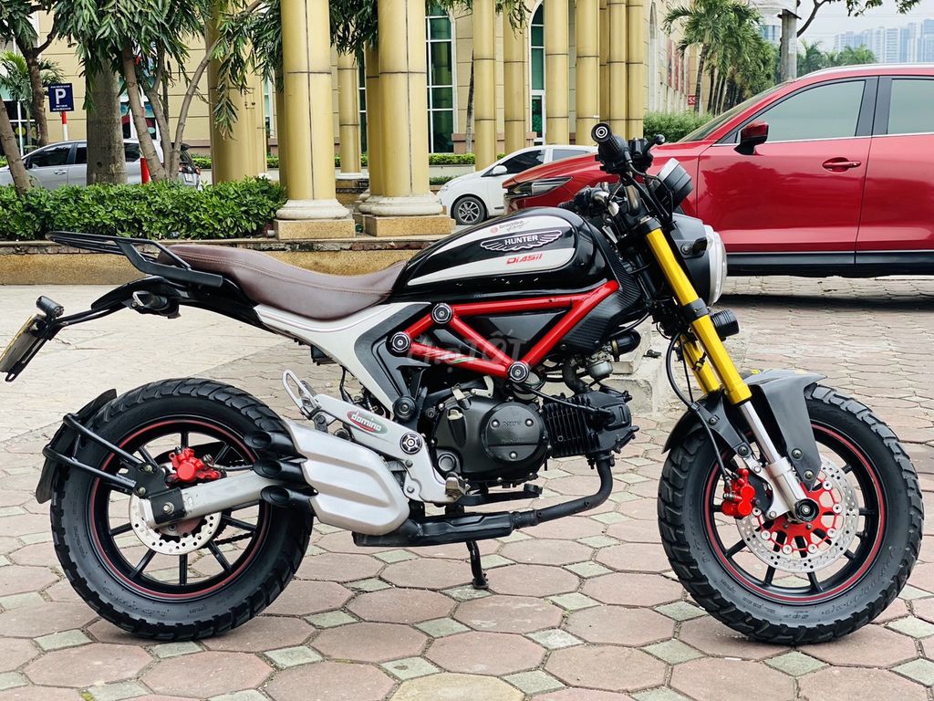 DUCATI HUNTER 110FI NGUYÊN BẢN CHÍNH CHỦ BIỂN 29. Mua bán Xe máy tại Quận Cầu Giấy Hà Nội được đăng bởi A Nam hình 3