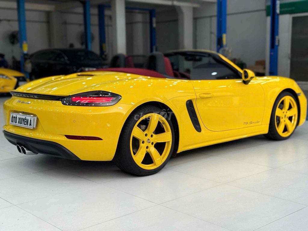 Porsche 718Boxster sx 2024 odo 1.100 km. Mua bán Ô tô tại Quận Tân Bình Tp Hồ Chí Minh được đăng bởi Nguyễn Văn Lâm hình 4