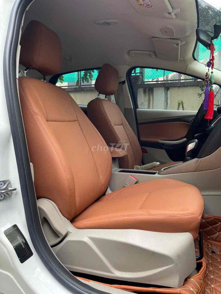 Ford Focus 2018 1.5L Ecoboost Trend Sedan - 52000. Mua bán Ô tô tại Quận Tân Bình Tp Hồ Chí Minh được đăng bởi Sài Gòn Ford hình 11