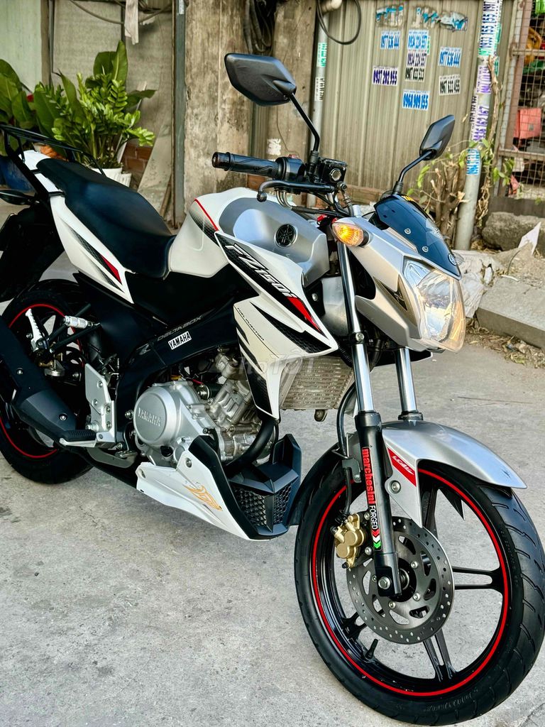 Yamaha FZ150I xe đẹp, zin, mới về sẵn . giá tốt