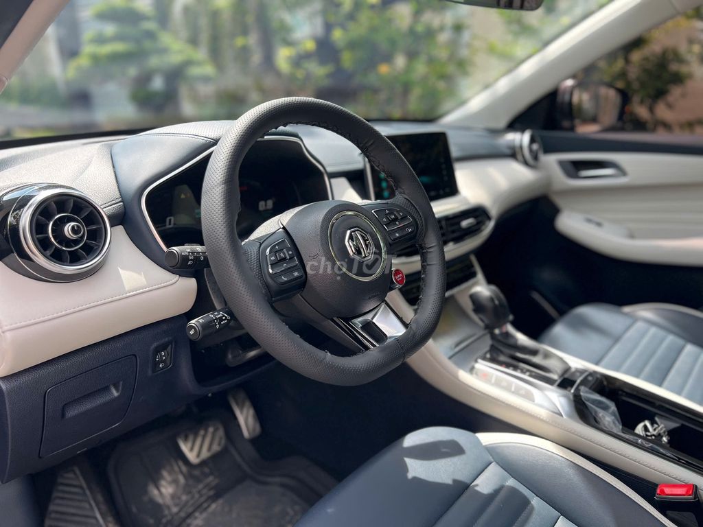 MG HS LUX 2024  - 11000 km. Mua bán Ô tô tại Quận 6 Tp Hồ Chí Minh được đăng bởi MG USED CARS KINH DƯƠNG VƯƠNG hình 8