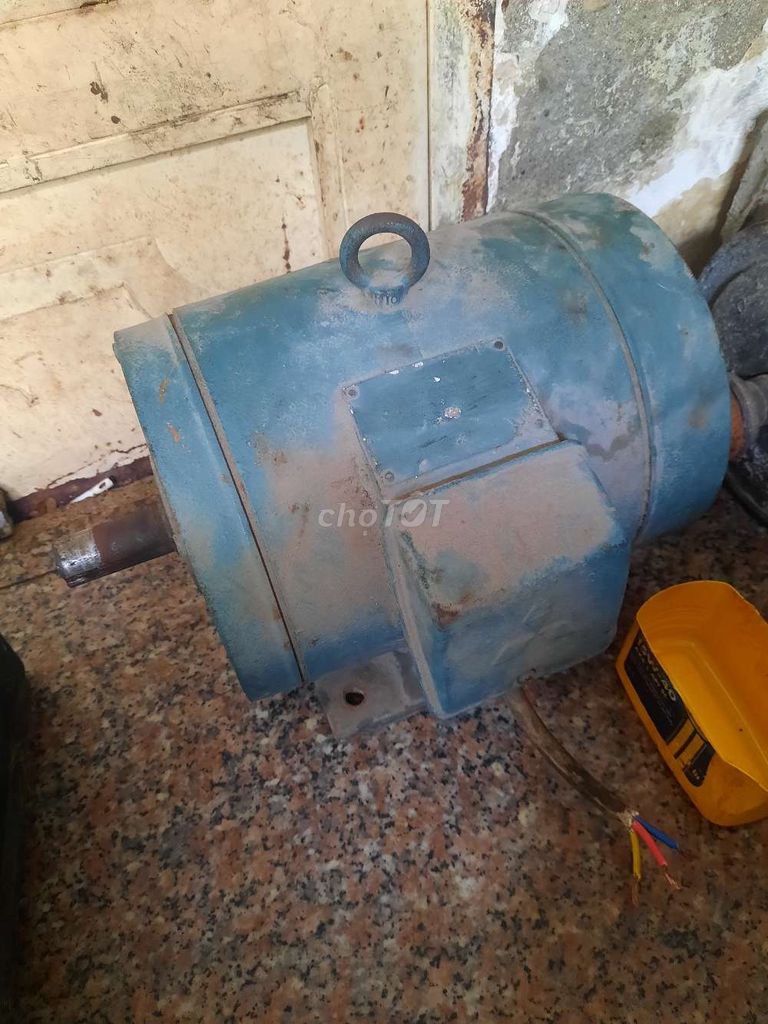 Motor 3 pha 5hp nặng ký