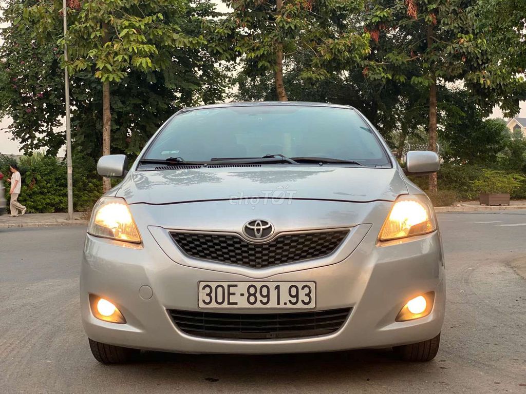 Toyota Yaris 2010 1.3 AT - 150000 km