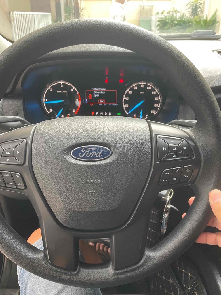 Ford Ranger 2020 XLS 2.2L 4x2 AT - 57000 km. Mua bán Ô tô tại Quận 10 Tp Hồ Chí Minh được đăng bởi An Hưng hình 4