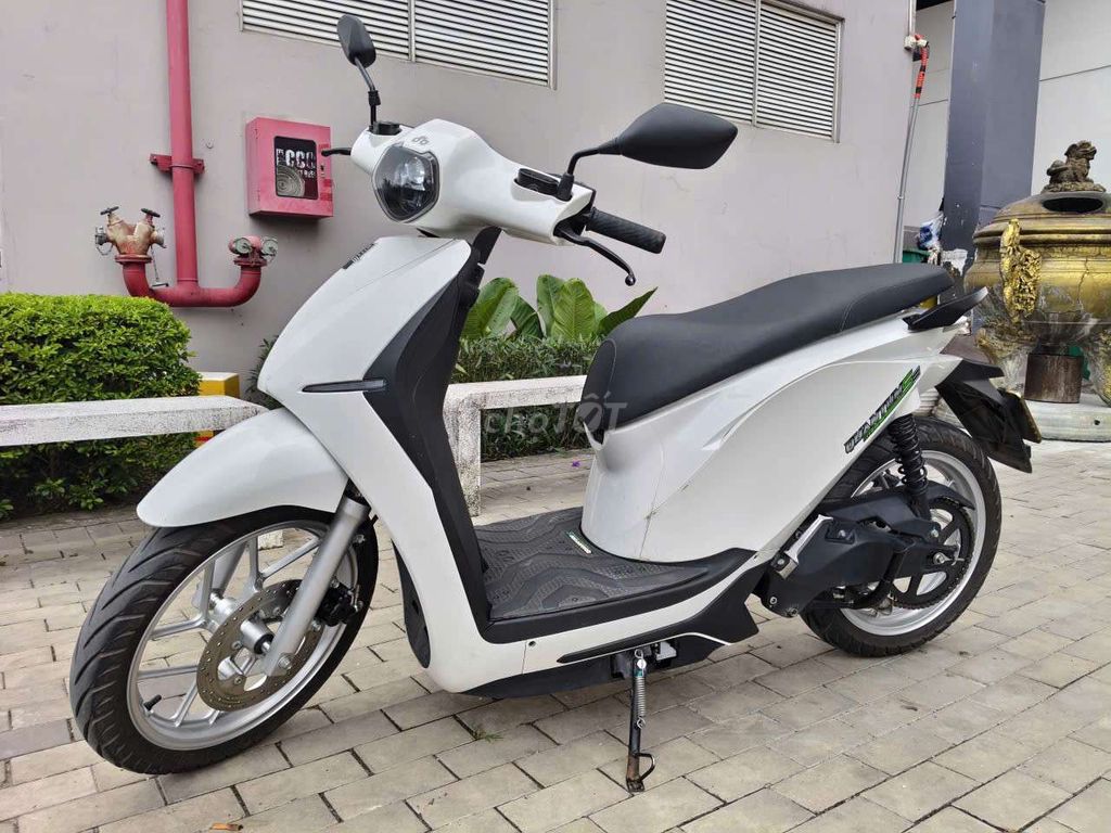 Xe máy điện DATBIKE QUANTUM S3 2025 Trắng. Mua bán Xe điện tại Quận Tân Phú Tp Hồ Chí Minh được đăng bởi Ivy Trần hình 3