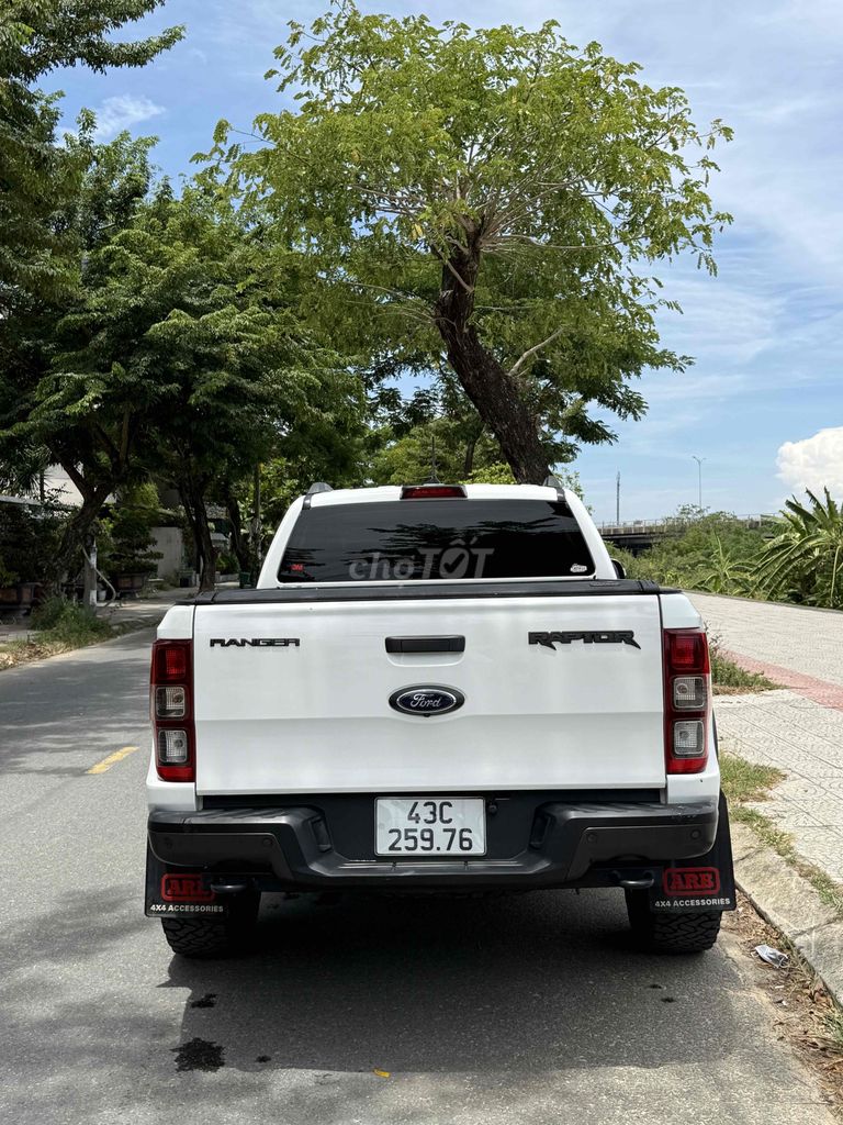 Ford Raptor 2022 Белый 118.000 км