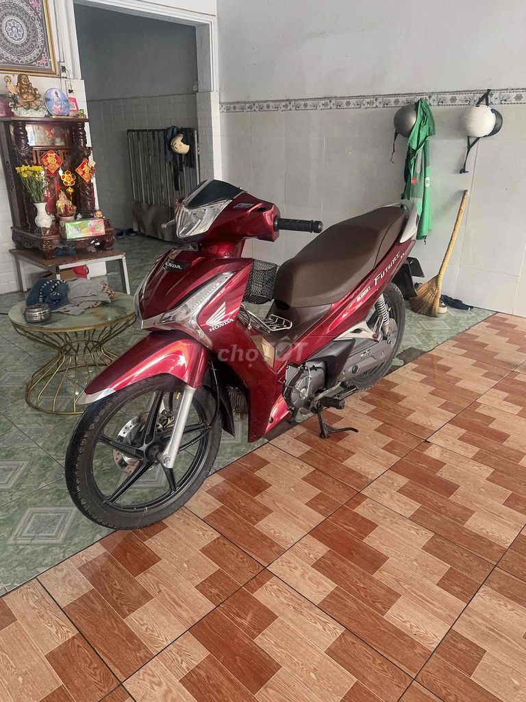 Honda Future Lead 221 Красный