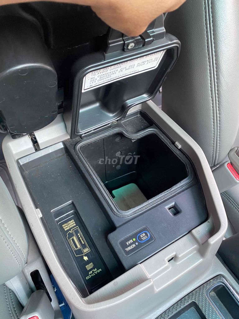 Toyota Land Cruiser 2003 Xăng Số sàn Bạc. Mua bán Ô tô tại Thành phố Thủ Đức Tp Hồ Chí Minh được đăng bởi Đào hình 11