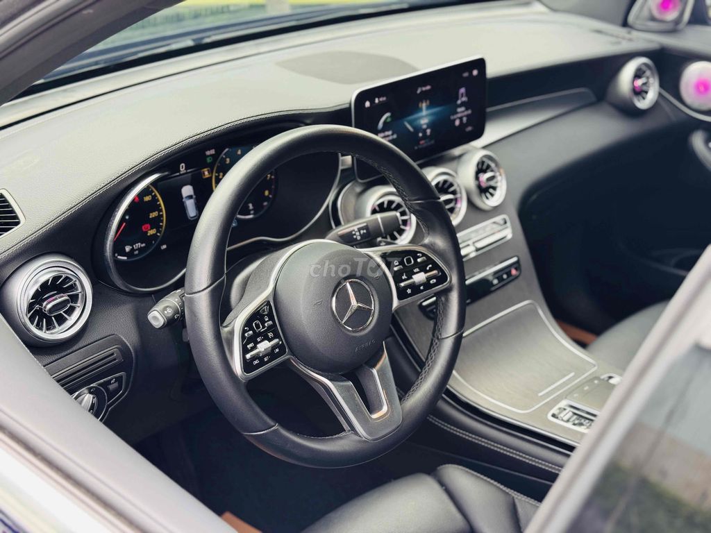 GLC300 4MATIC - 33000 KM XANH CAVANSITE. Mua bán Ô tô tại Quận Bình Tân Tp Hồ Chí Minh được đăng bởi Huỳnh Thiên Bảo hình 10