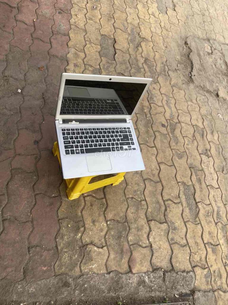 Laptop i3 Gen 2 14 inch 4GB/500GB. Mua bán Laptop tại Thành phố Thuận An Bình Dương được đăng bởi phúc cần alo ko nhắn tin  hình 1