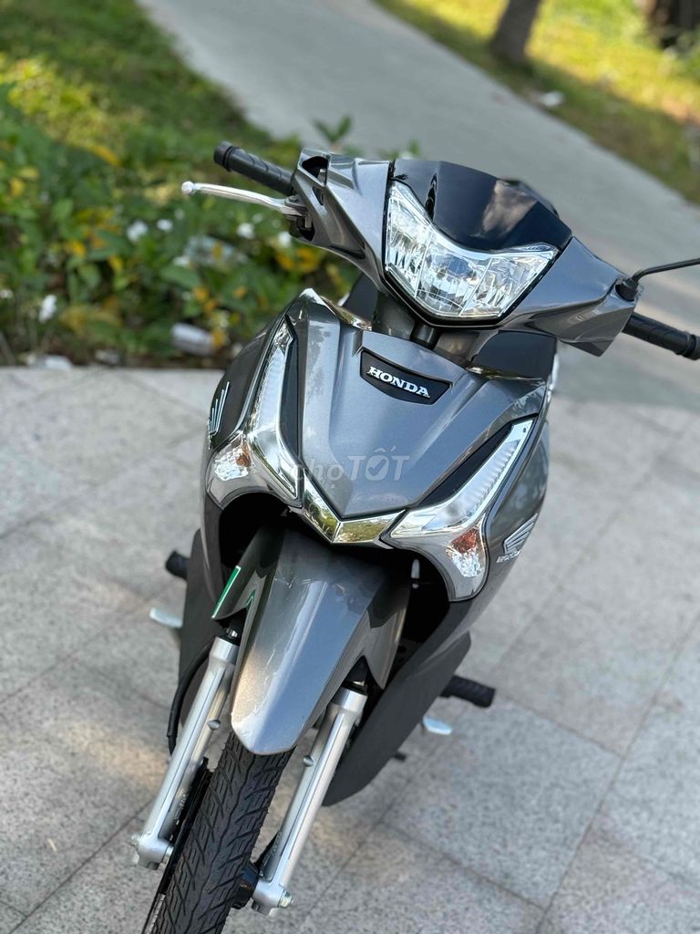 Fu up wave i ( nậu xớ chỉ cần 17 cành ). Mua bán Xe máy tại Quận 8 Tp Hồ Chí Minh được đăng bởi Phạm Đức hình 10