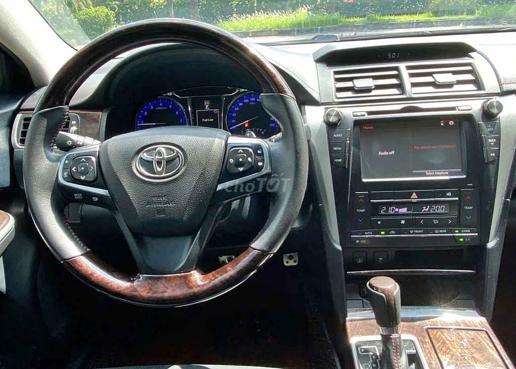 CAMRY 2.5Q cao cấp SX 2017 Mới 80%. Mua bán Ô tô tại Quận Long Biên Hà Nội được đăng bởi VIETNAM OTO hình 9