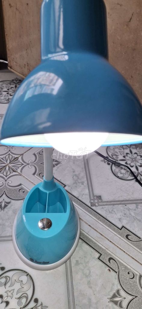 💡 Đèn bàn LED sáng mạnh – học bài khỏi nheo mắt. Mua bán Đèn tại Quận 8 Tp Hồ Chí Minh được đăng bởi Mr Robin hình 1