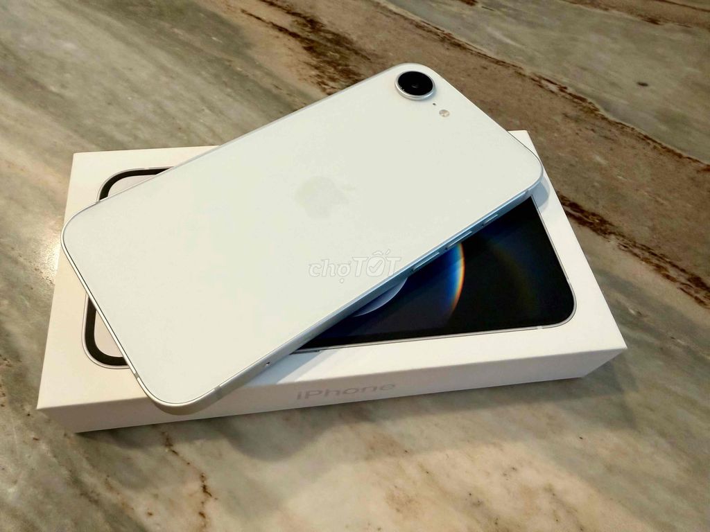 iPhone 16e, chính hãng, 128GB Trắng sạc 3 lần. Mua bán Điện thoại tại Quận Tây Hồ Hà Nội được đăng bởi Hiếu Vũ hình 1
