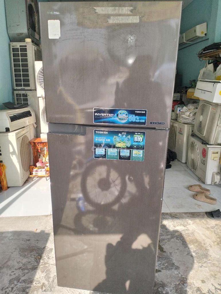 Tủ lạnh Toshiba 320L Inverter Xám. Mua bán Tủ lạnh tại Thành phố Thủ Đức Tp Hồ Chí Minh được đăng bởi Huynhvanthanh hình 1