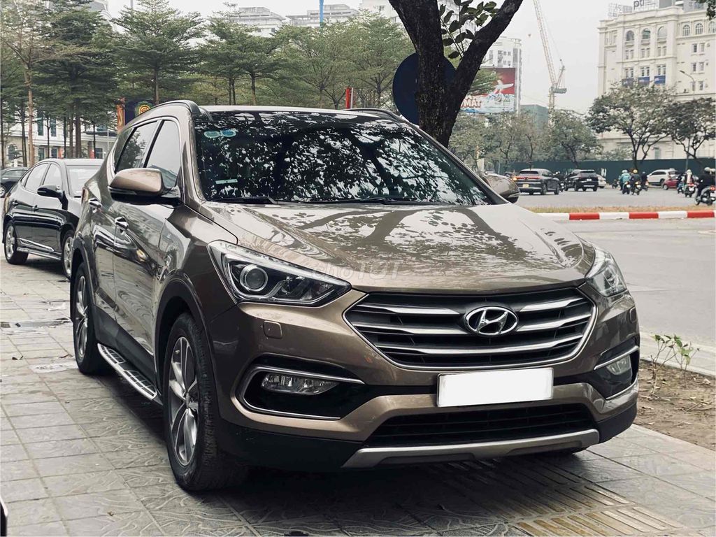 Hyundai Santa Fe 2016 2.2 AT 4WD - 120000 km