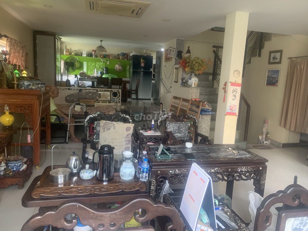 18,5 tỷ dt 135m2 CHDV 5 tầng ngay gigamail 20, Phường Hiệp Bình Chánh (Quận Thủ Đức cũ), Thành phố Thủ Đức, Tp Hồ Chí Minh Thành phố Thủ Đức Tp Hồ Chí Minh