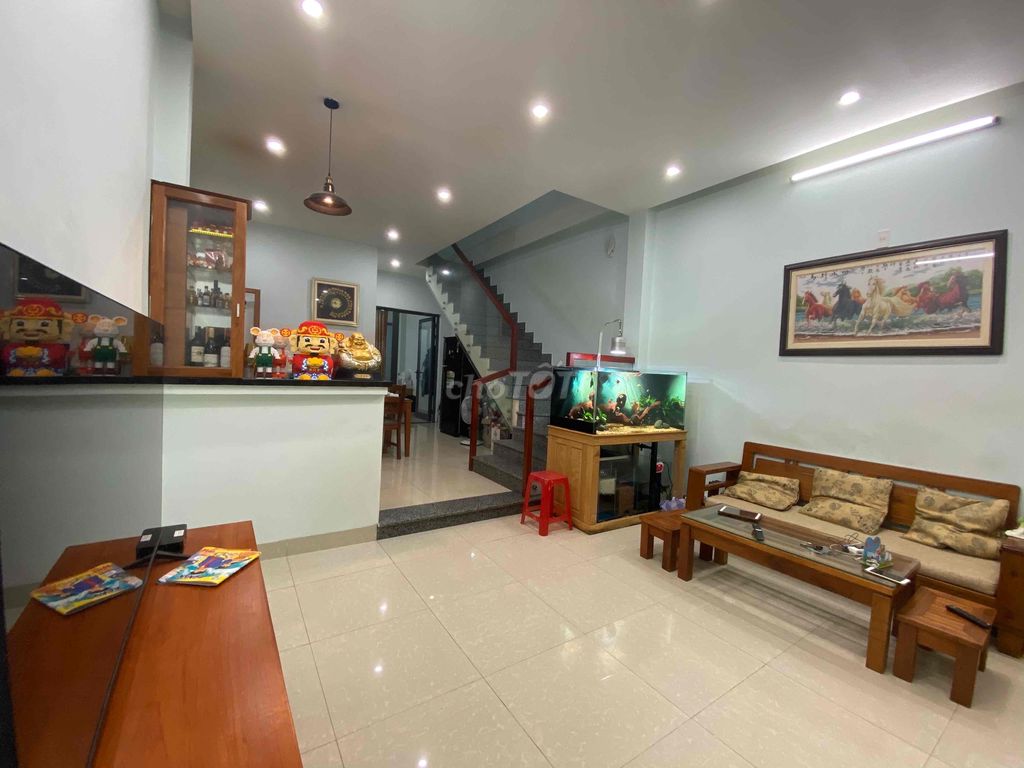 Nhà 2 tầng 2 mê Kiệt 3,5m Huỳnh Ngọc Huệ.. Mua bán Nhà ở tại Quận Thanh Khê Đà Nẵng được đăng bởi Nguyễn Khánh hình 6