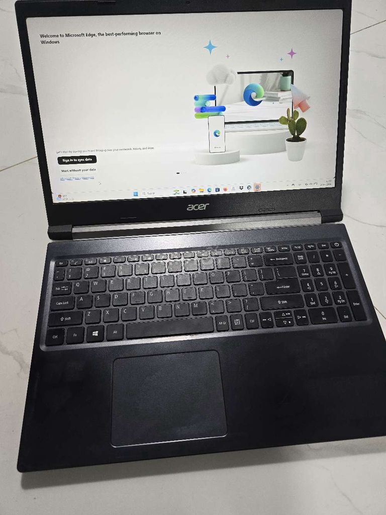 Acer game i5-10300H 15.6 inch 8GB/512GB SSD Đen. Mua bán Laptop tại Thành phố Đà Lạt Lâm Đồng được đăng bởi phong hình 1
