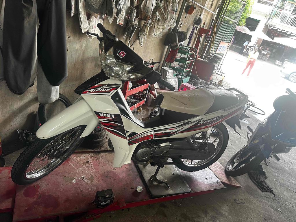 Sirus 2009 máy móc ngon mọi chức năng hoạt động ok. Mua bán Xe máy tại Thành phố Quảng Ngãi Quảng Ngãi được đăng bởi Hien hình 4