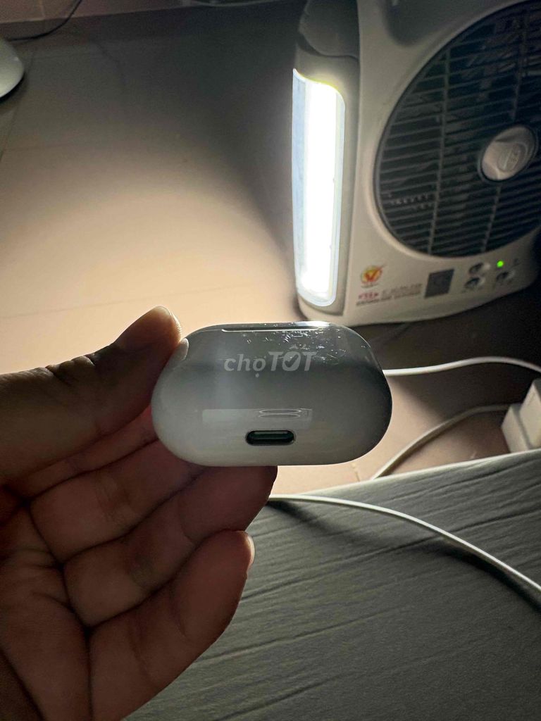 Tai nghe Apple AirPods 4 Trắng Đã sử dụng. Mua bán Tivi, Âm thanh tại Huyện Trà Cú Trà Vinh được đăng bởi Jiho hình 1