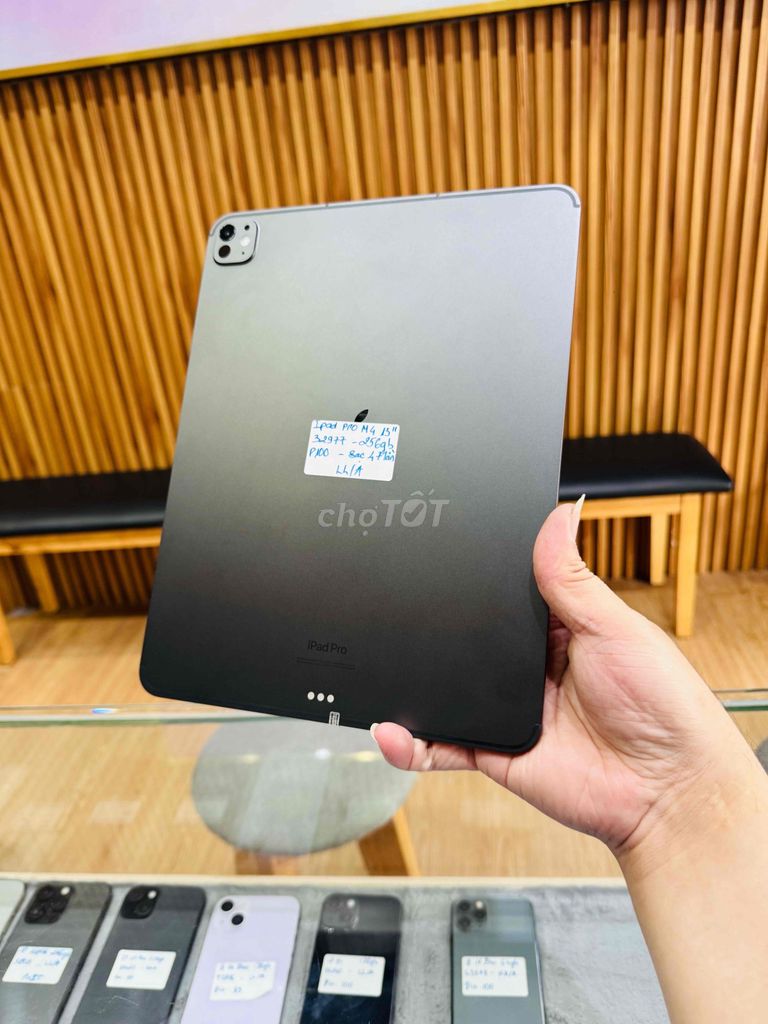 iPad Pro M4 256GB 5G Xám 13 inch P100 Sạc 47 Lần. Mua bán Máy tính bảng tại Quận 10 Tp Hồ Chí Minh được đăng bởi Phi Đăng Sơn Store hình 1