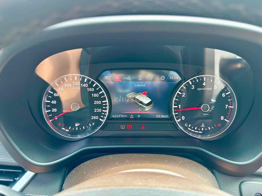 VinFast Lux SA2.0 2019 2.0 AT - 40000 km. Mua bán Ô tô tại Quận Thanh Xuân Hà Nội được đăng bởi Cường Auto 266 hình 8