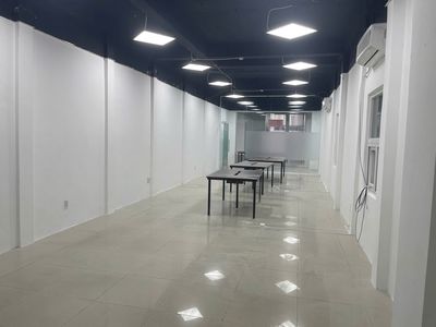 Văn Phòng Đường 2 Chiều gần Ga Metro, Sân Bay Tân Sơn Nhất 20 phút,