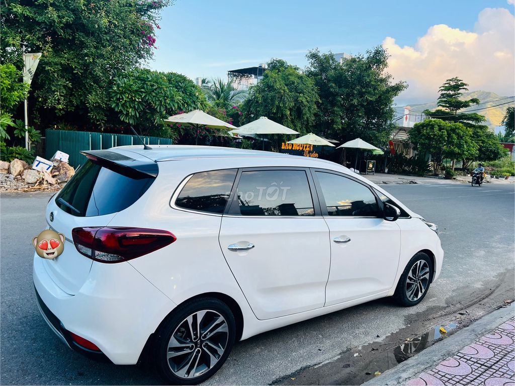 Kia Rondo 2018 2.0 GAT - 74000 km. Mua bán Ô tô tại Huyện Diên Khánh Khánh Hòa được đăng bởi Nguyễn Dũng hình 4