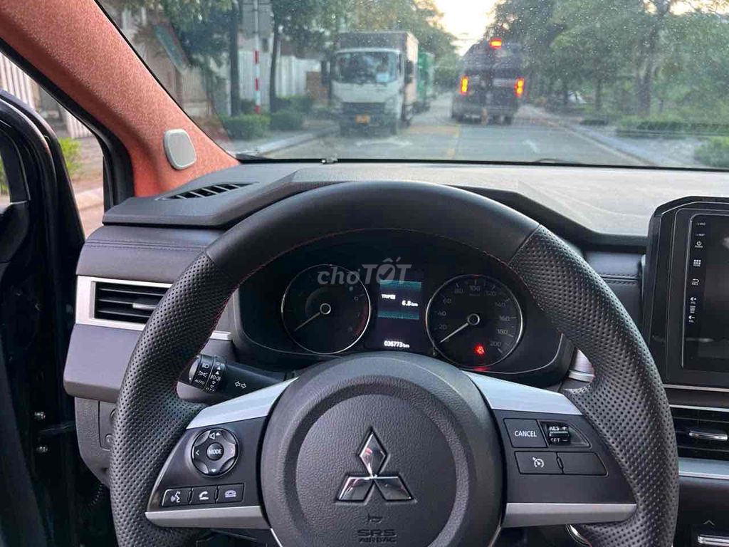 Mitsubishi Xpander Premium 1.5 AT sản xuất 2024. Mua bán Ô tô tại Quận Hà Đông Hà Nội được đăng bởi A Huan  hình 13