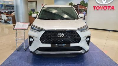 Toyota Veloz Cross 1.5 CVT 2026 Trắng